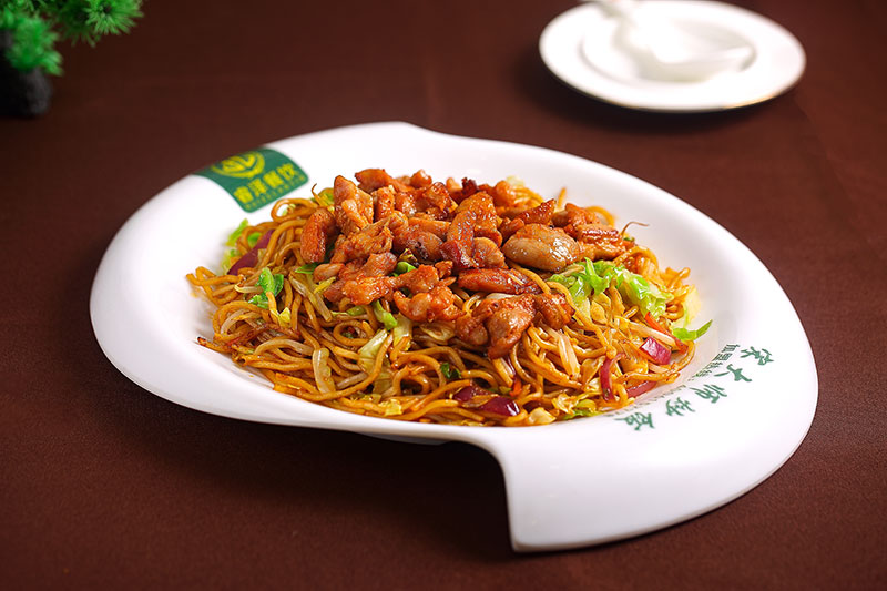 鸡排炒面